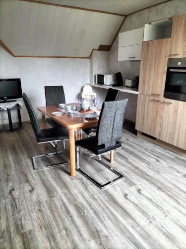 Ferienwohnung Behrends, 15178 3.3km von Nortmoor entfernt