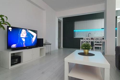 100 sqm flat -Netflix/Coffee/Garage/2xBath/2xTV - Apartment - Popeşti-Leordeni