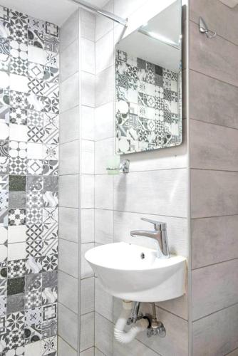 Your perfect choice in Athen's best location - image 5