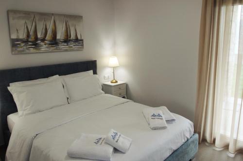 Santa Domenica Nafpaktos - Rooms and Apartments by the Sea