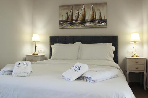 Santa Domenica Nafpaktos - Rooms and Apartments by the Sea