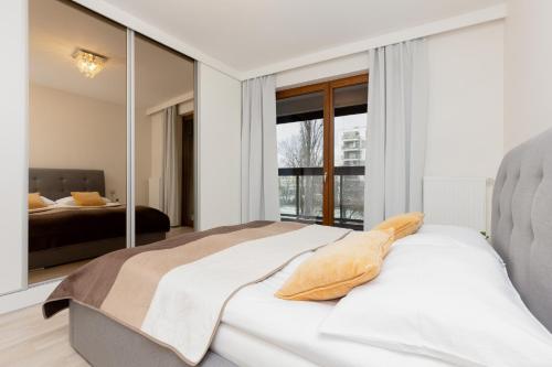Apartment with Balcony image 10