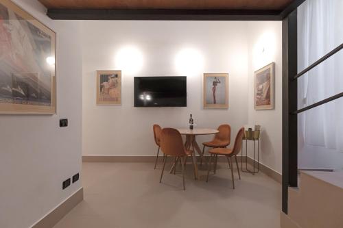 Restart Accommodations Colle Oppio e Paganini 5