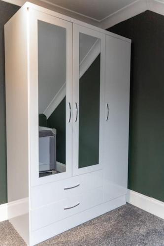 Apartment image 10