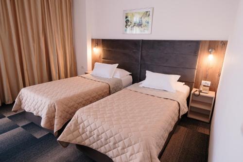 Hotel Slavija - main image