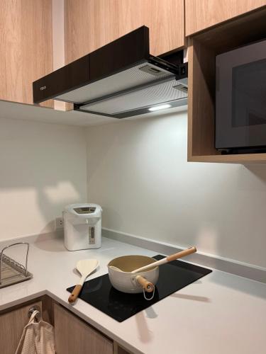 Nue Z-Square Suan Luang Station - Cozy 2BR Condo, Pool&Gym, Near Suan Luang Station