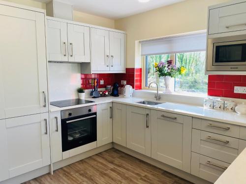 Brand new 2 bedroom home overlooking Kenmare Bay Estuary in Raycoslough