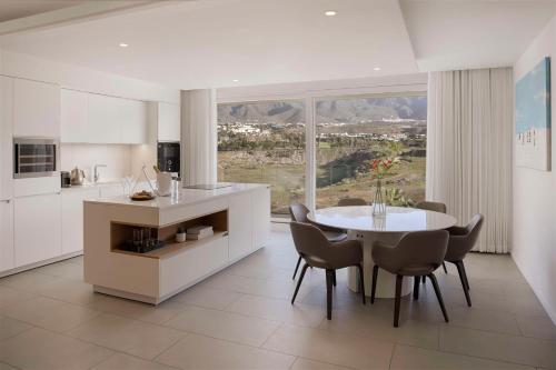 Royal Hideaway Corales Suites by Barceló Hotel Group - image 2