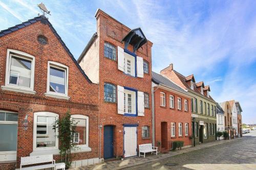 Altes Kontorhaus Kajüte in Husum, Deutschland