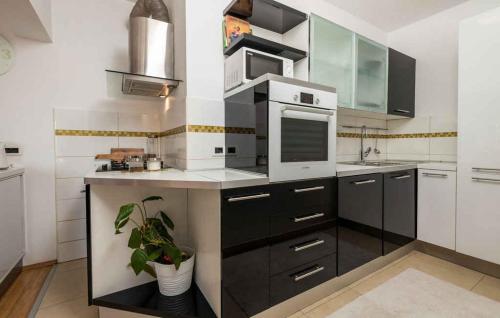 Holiday home in Poljane 47618 - image 4