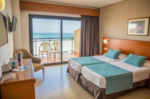 Superior Double Room Lateral Sea View 