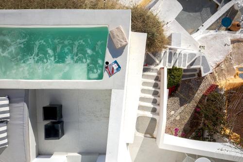 Big Blue Villa by Caldera Houses - image 10