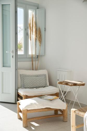 Big Blue Villa by Caldera Houses - image 3