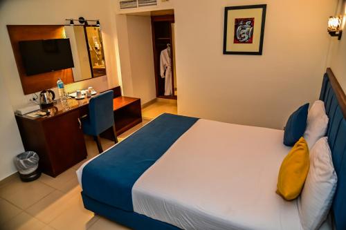 room detail thumbnail 0