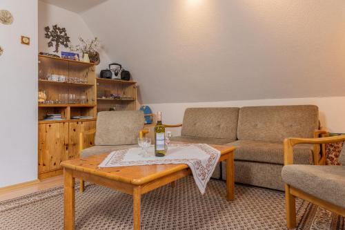 Apartment with Terrace image 8