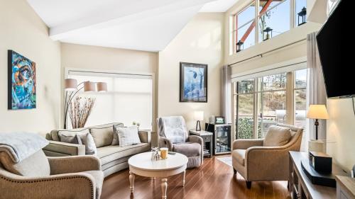 Top Floor Lakeview Condo at Copper Sky 509