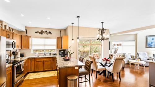 Top Floor Lakeview Condo at Copper Sky 509