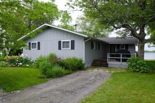 Heaven on Huycks Bay in Niles Corners (ON)