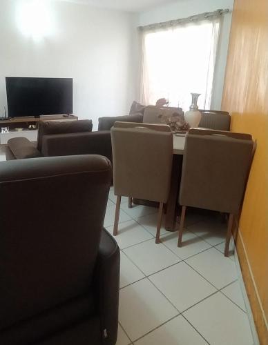 Közös társalgó / TV, Apartamento Top Praia Jacarecica Decorado 2 Qtos 2 Banheiros in Sao Jorge