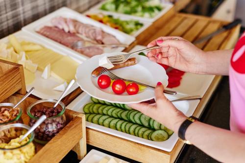 Food and beverages, Pokoje Kameralne in Osjakow