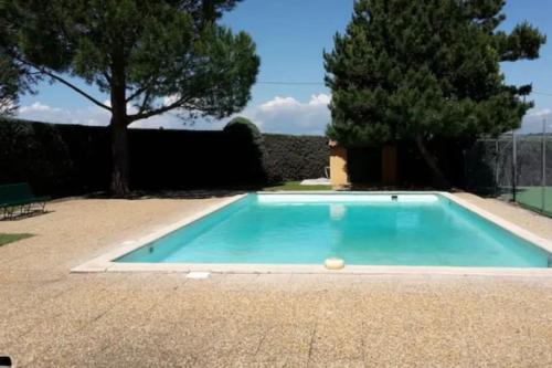 Zwembad, Joli appartement et terrasse vue sur les dentelles in Beaumes De Venise