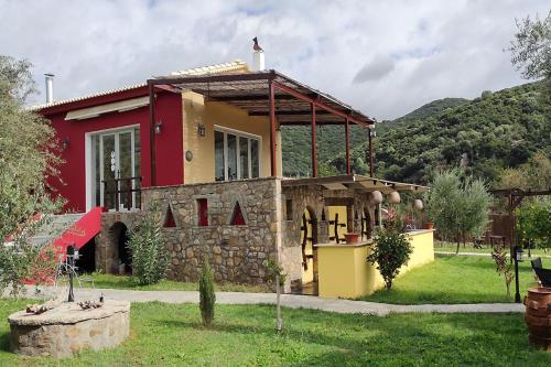 Socrates Organic Village - Wild Olive in Agrilia (Aitolia kai Akarnania)