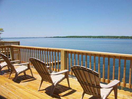 Vaade, Angel Rock Waterfront Cottages in Cape Vincent (NY)