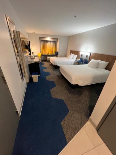 Microtel Inn & Suites by Wyndham Charlotte/Northlake