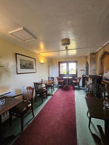 Schoolhouse Restaurant and Hotel - image 4