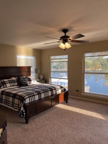 5 Bedroom on Lake of the Ozarks - image 8