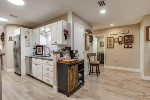 Grapevine Historic District ! New Remodel in Grapevine, USA