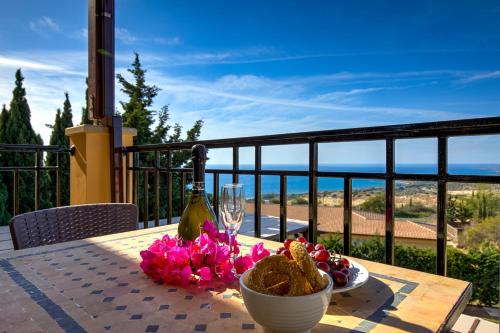 1 bedroom Apartment Pyrgos with beautiful sea and sunset views, Aphrodite Hills Resort