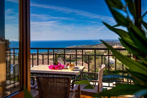 1 bedroom Apartment Pyrgos with beautiful sea and sunset views, Aphrodite Hills Resort