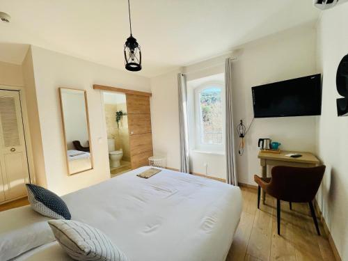 1 queen bed