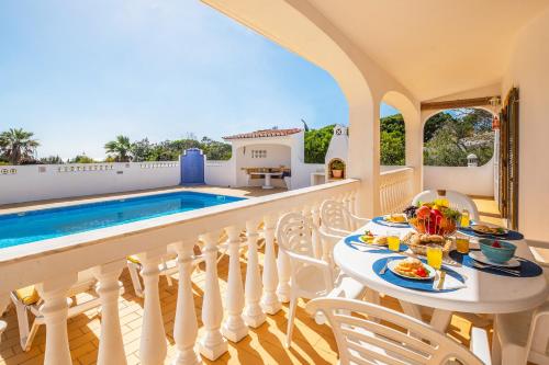 Villa Renaissance - Moradia com piscina aquecivel e BBQ em Carvoeiro - image 4