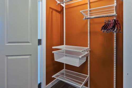 TownePlace Suites by Marriott Grand Rapids Airport Southeast - image 6