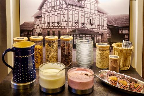 餐飲選擇, Landhotel Zur Grunen Kutte, Inh. Lutz Heidinger in 伯恩斯豪森