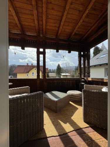 Deluxe Double Room with Balcony image 8