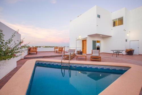 Oceanview Newly Renovated Private Pool Home in La Paz, Mexico