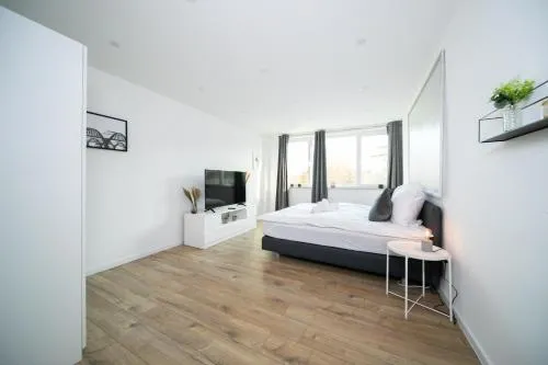 Apartment - 3 Bedroom - 6 Person in Düsseldorf, Deutschland