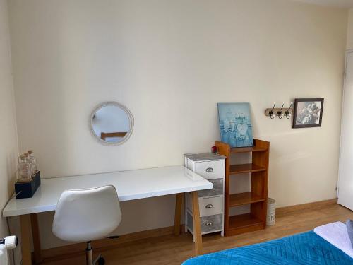 Chambre Angers gare-centre ville 2