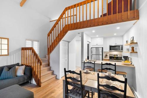 Cozy & Simple Condo With Views Of Mont-tremblant - Mont-Tremblant