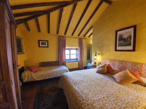 Deluxe Double Room with Castle View