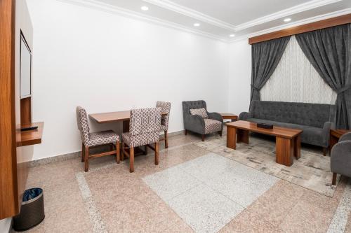 انوار احد in Al Fath