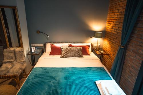 Double Room image 2