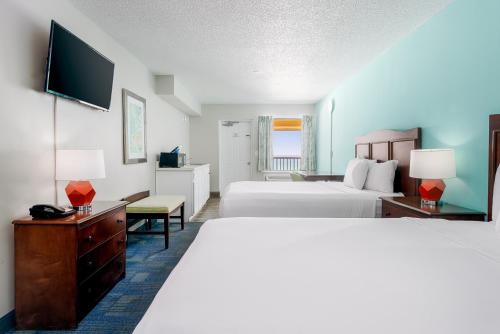Bikini Beach Resort - image 7