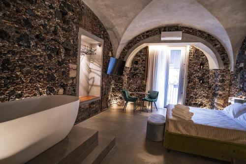 CHARME Catania Central Suites – Catania, CA