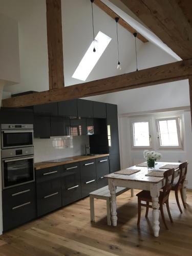 廚房, Loft Apartment in Central Zug in 蘇格
