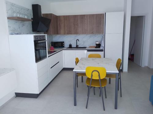 virtuve, Punta Grossa Apartments by My Home Apulia in Padula Fede