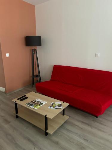 Charmant appartement en rez-de chaussée - Location saisonnière - Saint-Marcel